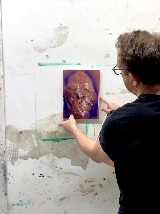 Podobieństwo przeszłości: Refleksja na płótnie